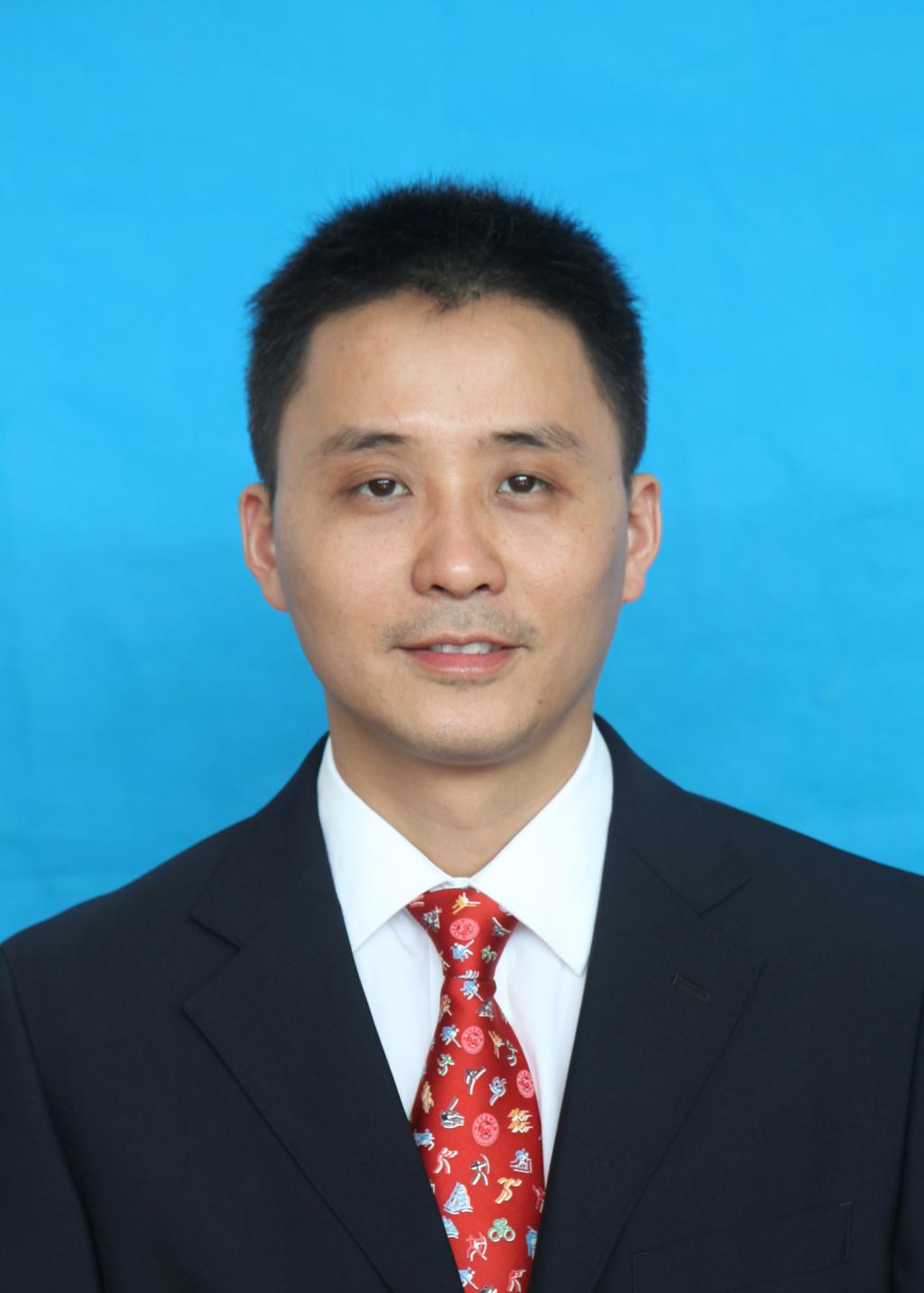 姓 名:职 称:研究方向:谭军实验师运动人体科学姓 名